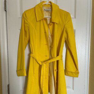 Peter Nygard yellow cotton trenchcoat